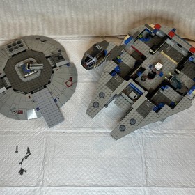 LEGO Star Wars Millennium Falcon 7190 with all Minifigures Included except r2-d2