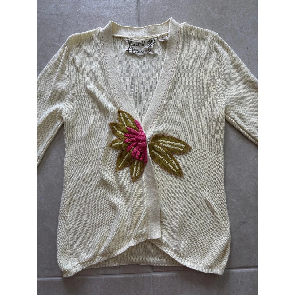 Field and Flower Cardigan Womens XL Yellow Floral Embroidery Teacher Grandma Art - Image 3 of 4