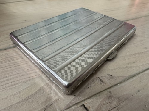 Vintage Stainless Steel Cigeratte Box - Picture 2 of 3