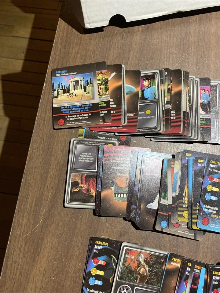1996 STAR TREK THE CARD GAME Cards Lot 725+ cards - Image 4 of 4