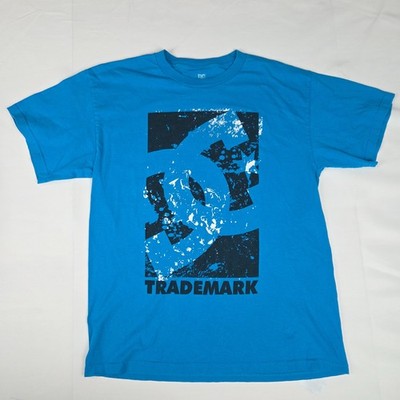 DC Shoes Mens L Blue Graphic T-Shirt Distressed Trademark Logo Skater Tee