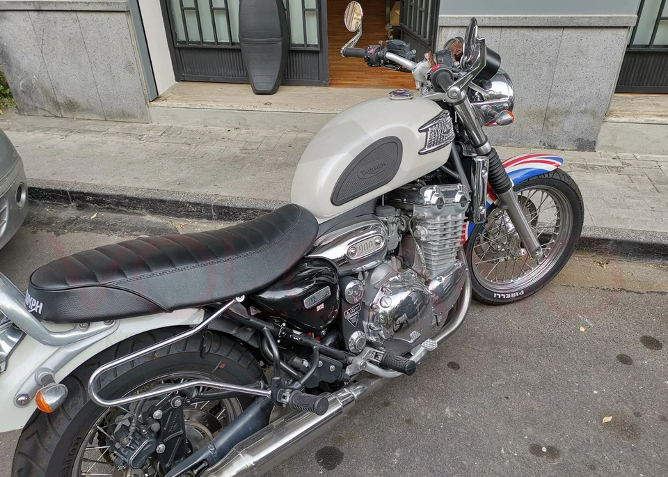 Triumph Thunderbird 900 1995-2001 Volcano Italia Seat Cover Non-Slip New T030 — 第 2/4 张图片