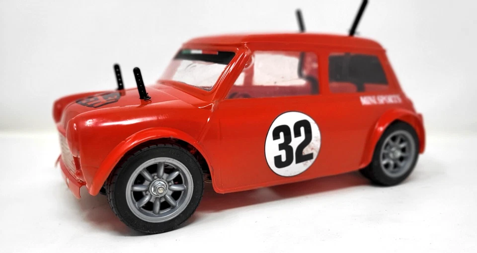 MINI COOPER TAMIYA RC 1/10 - Immagine 3 di 4