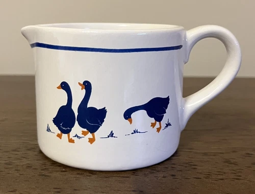 Vintage Rosenthal Netter Blue Goose / Geese Creamer 6 oz (Made in Italy) EUC