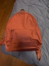 Pre-Owned Beis Classic Backpack in Burgundy
