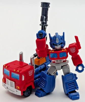 Blokees Transformers Defender Version 1 Optimus Prime Vehicle & Robot Mode Kit