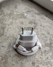 Original Apple 20W USB-C Power Adapter + USB-C USB-C Ladekabel Schnellladegerät