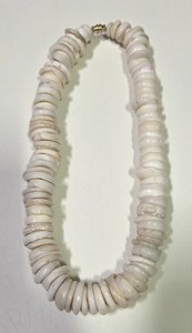 vintage Hawaiian puka shell necklace 5.2 oz