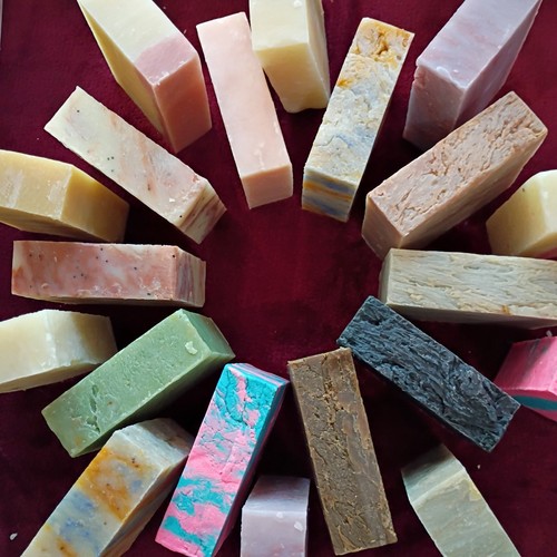 Handmade USA Natural Handcut Lye Soap Bars many Varieties Select Grizzly Gramps