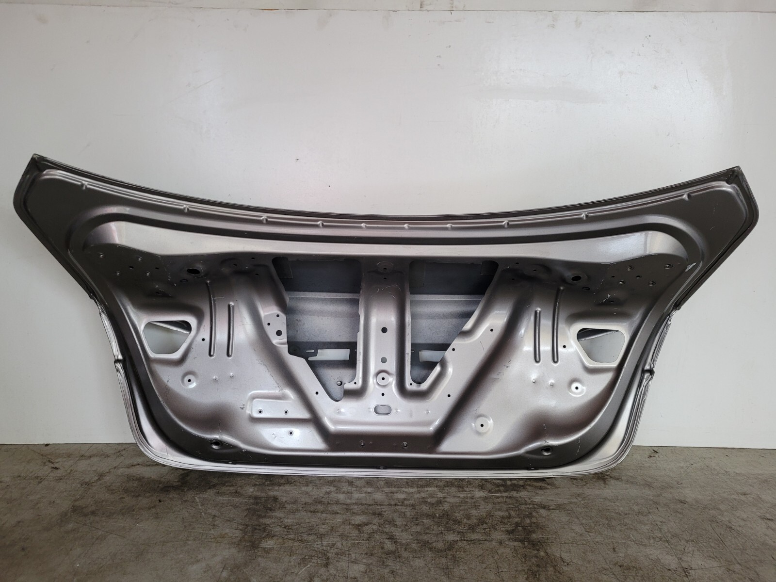 2014 2015 2016 2017 MASERATI GHIBLI TRUNK LID OEM