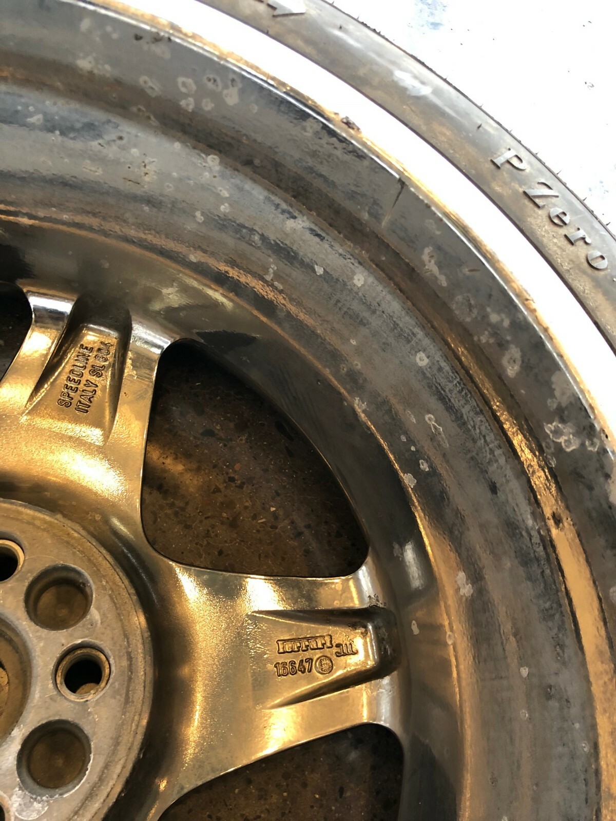 Ferrari F355, Front Wheel / Rim, Chrome, Flaws, Used, P/N 166475