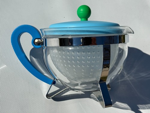 New & Super Fun! Genuine Bodum 70th Anniversary Chambord 32oz Glass Tea Pot - Picture 8 of 12