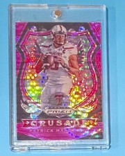 PATRICK MAHOMES RARE PINK PULSAR REFRACTOR PANINI PRIZM DRAFT PICKS CRUSADE Mint