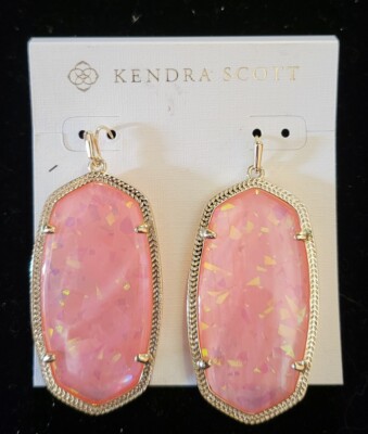 Rare Kendra Scott Coral Pink Opal Gold Tone Danielle Earrings New On Card 