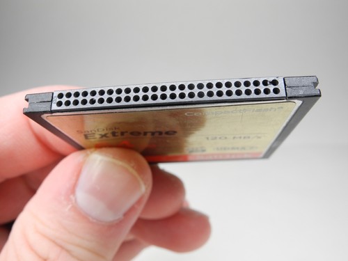 (HEAVY DENTS) SanDisk Extreme 64GB 120MB/s UDMA 7 CF Compact Flash Memory Card - Picture 4 of 19
