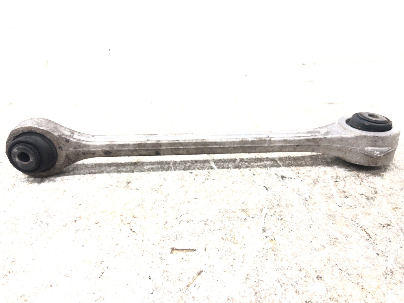 2009 ASTON MARTIN VANTAGE RIGHT REAR LOWER TOE CONTROL ARM *9K MILES* OEM