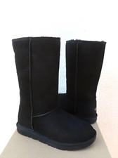UGG CLASSIC TALL II SHEEPSKIN BOOTS, YOUTH US 4, FITS WOMEN US 6/ EUR 37 NIB