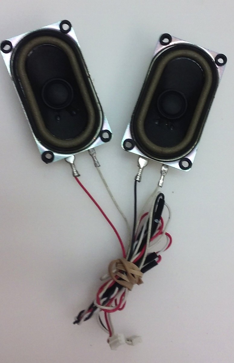 Magnavox 19MF337B/27 Speaker Set 78T488900M (7 OHM, 10 WATT) left