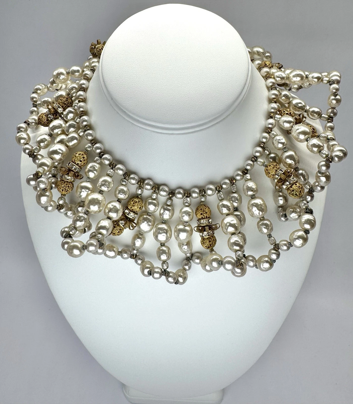 MIRIAM HASKELL Baroque Pearl Filigree Beads Choker Vintage Necklace Jewelry N111