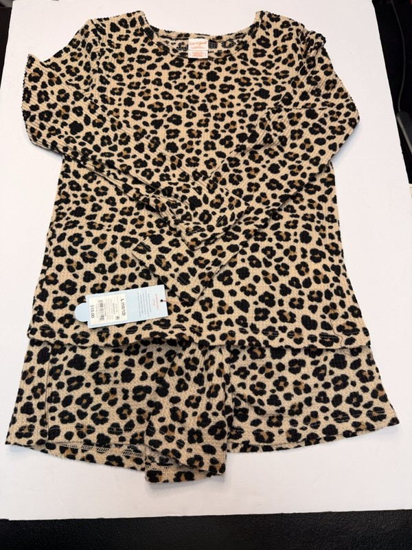 12pc Cat & Jack Leopard Print Pajama SetSize - Small 6/7