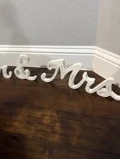 Wooden Mr & Mrs Sign Set Rustic Wedding Decor Table Centerpiece Photo Prop