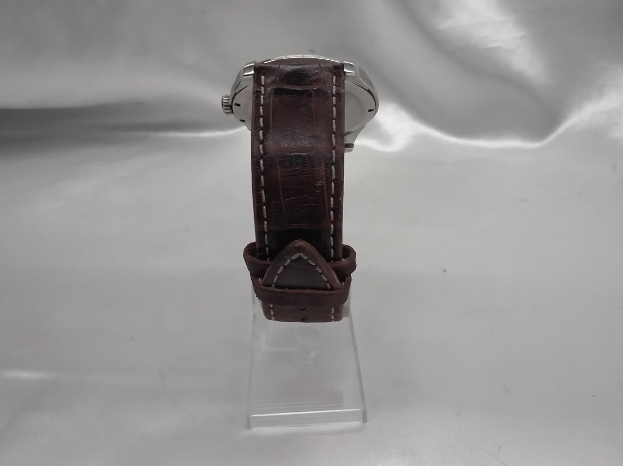 Quartz Watch Model JAZZMASTER H385110 HAMILTON image 4