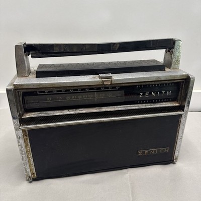 Zenith Royal 1000-1 Trans-Oceanic WaveMagnet Multiband Radio Untested
