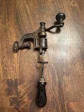 Antique Shotgun Shell Roll Crimping Tool U HDW Co. Circa 1920