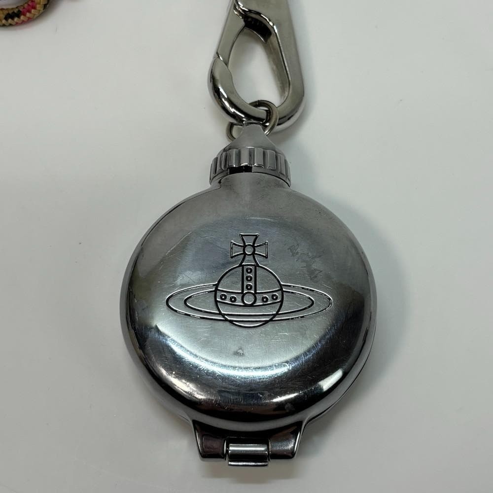 Vivienne Westwood Portable Ashtray Silver cigarettes Case Round