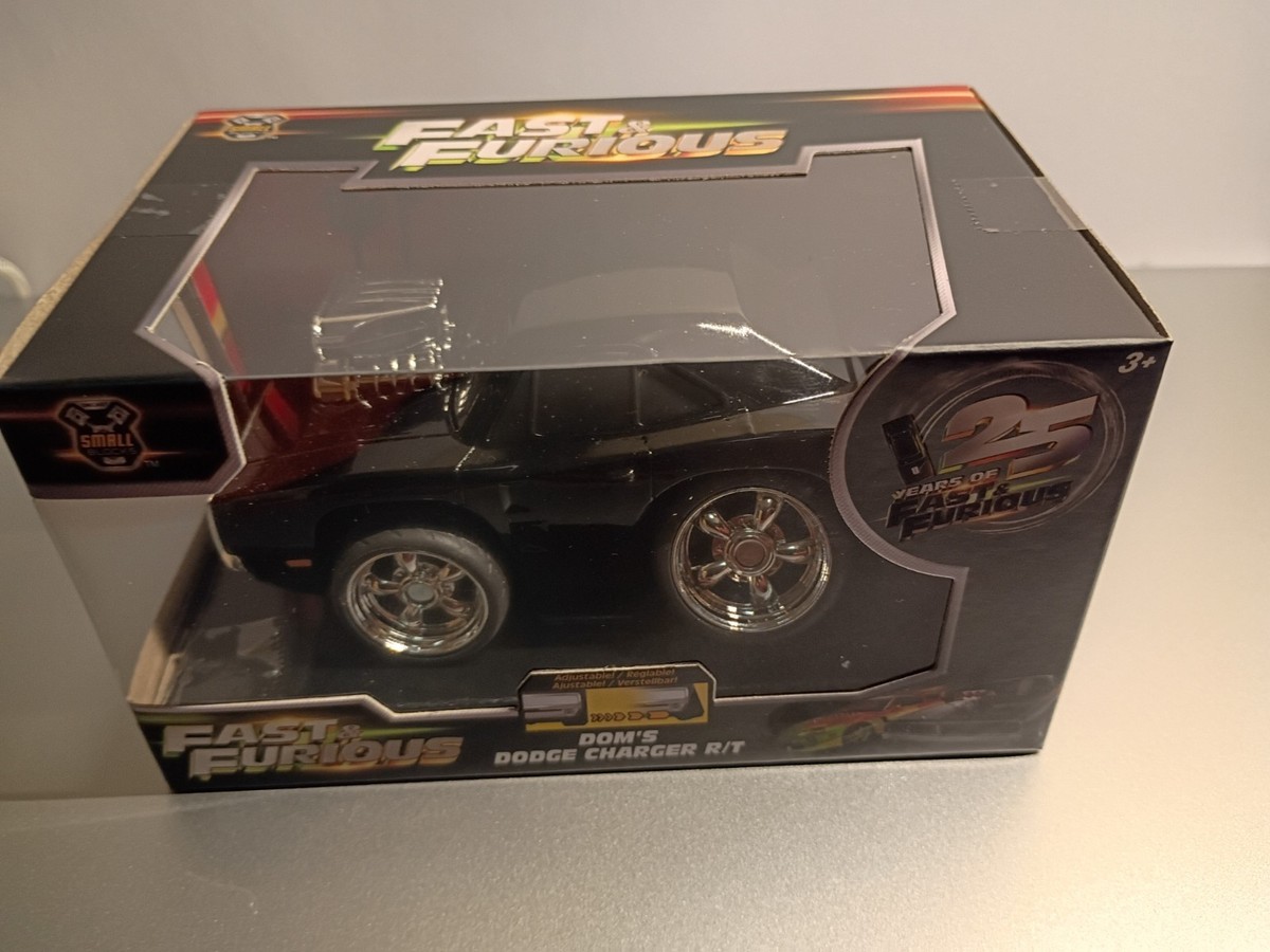 Fast & Furious Dom's Dodge Charger R/T Small Blocks 1:28 Scale 25