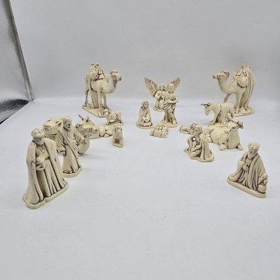 VTG Ceramic/Porcelain Mold Nativity Set Complete 17-Piece Hand Painted 1970's