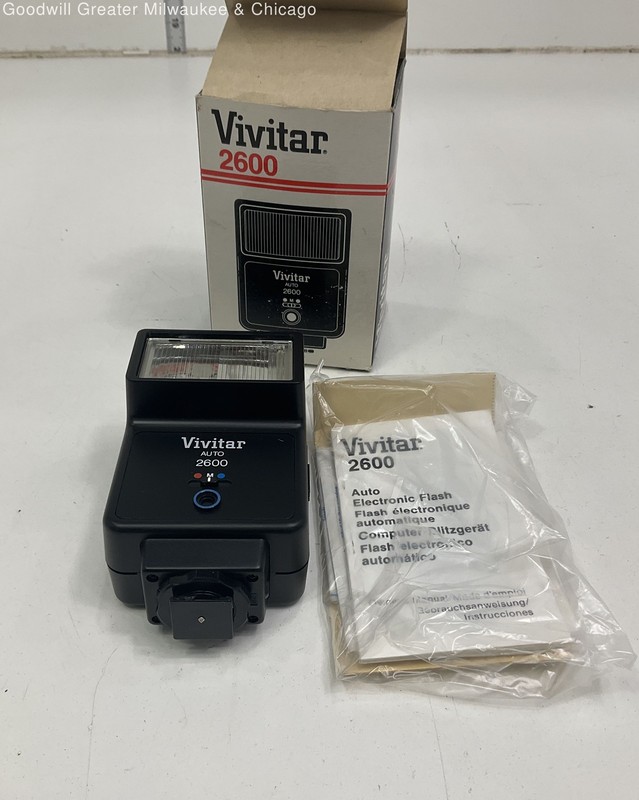 Vivitar 2600 Auto Electronic Camera Flash Accessory IOB