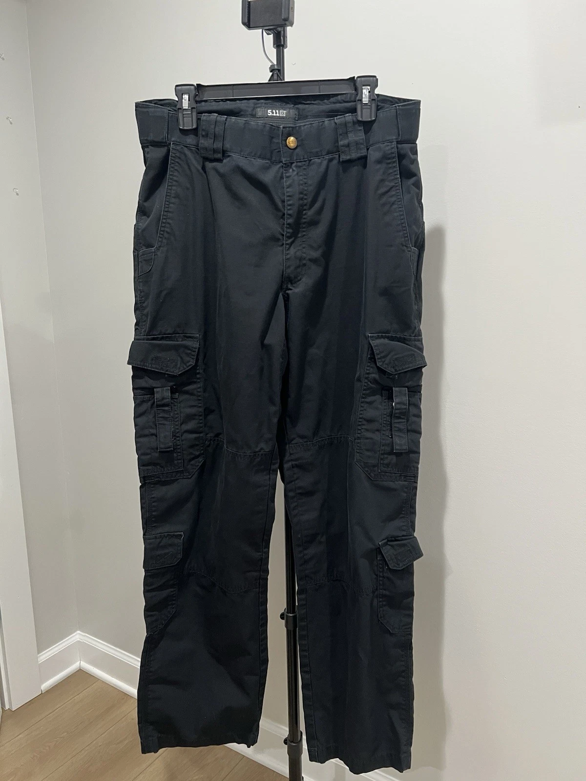 5.11 Tactical Mens Regular Fit EMS Cargo Pants 36x34 Black