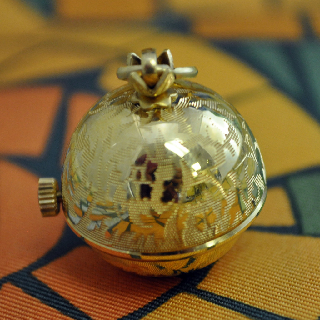Pendentif Boule De Quartz Pivotant Plaqué Or Berney #3908 - Neuf Avec étiquettes - Marque Chandler
