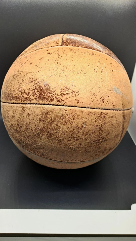 Balón medicinal de cuero vintage/antiguo - BOLA DE GIMNASIO Foto 3 de 4
