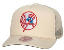 HHSS6490-NYYYYPPPOFWH MENS MLB NY YANKEES EVERGREEN TRUCKER SNAPBACK