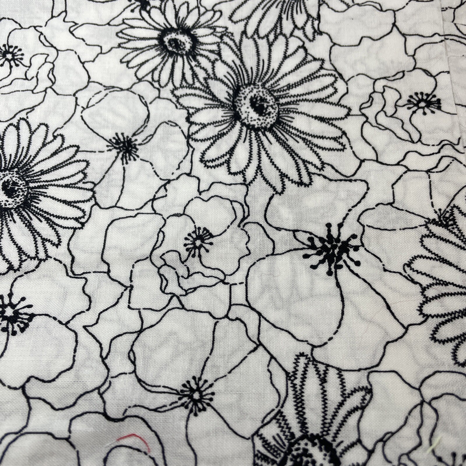 1 Yard Fabric Black And White Floral Design “Poppy Stitch” (One Cut Piece)  | eBay