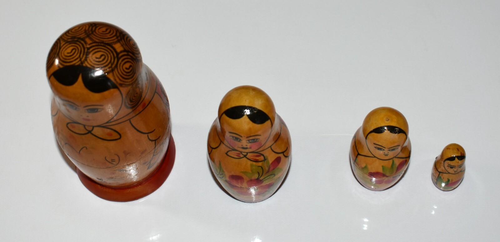 Vintage USSR Soviet Union Dolls Set Wooden Hand Painted Nesting Dolls w ...