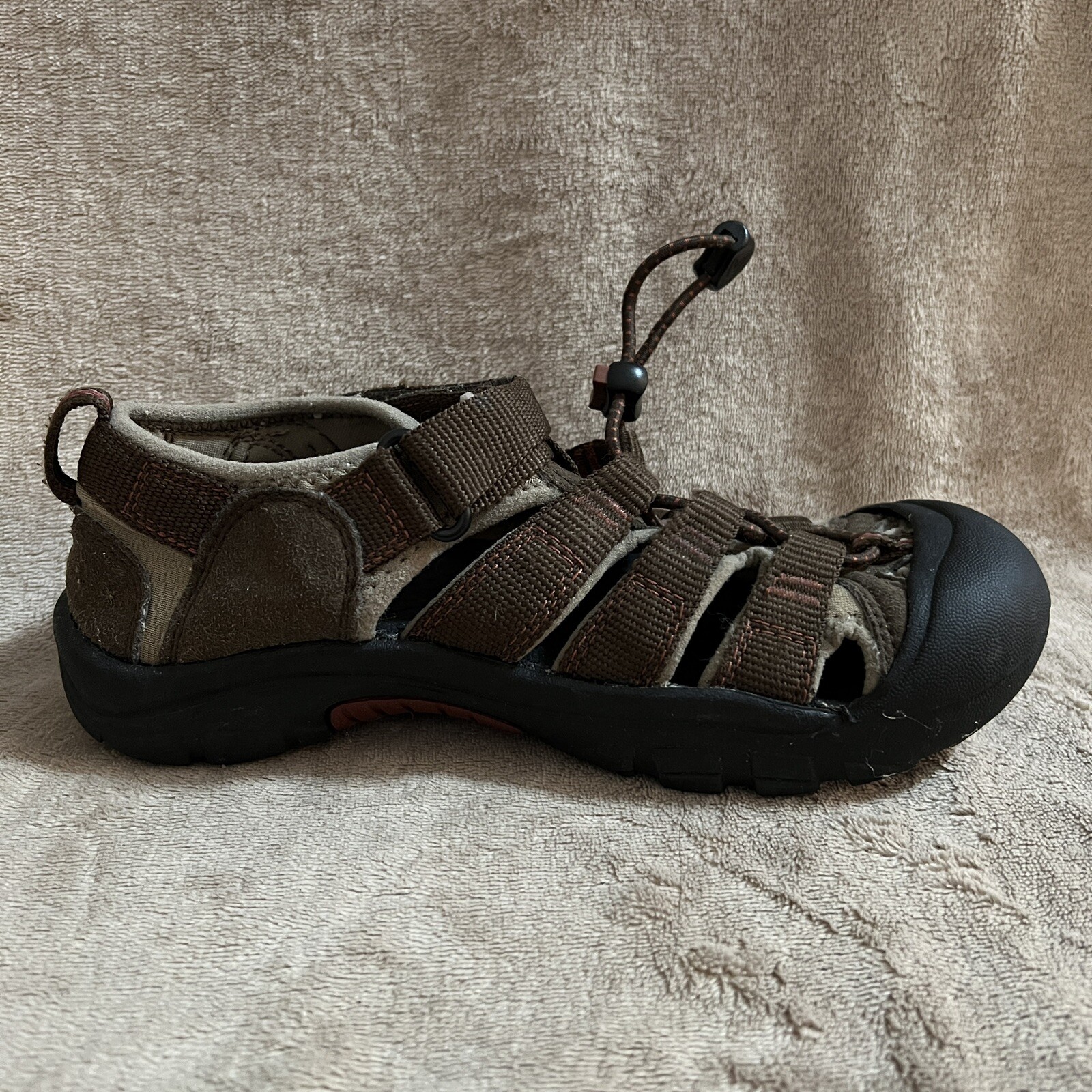 Sandali impermeabili Keen Newport H2 scarpe da trekking marroni giovani taglia 3 cinturino elastico