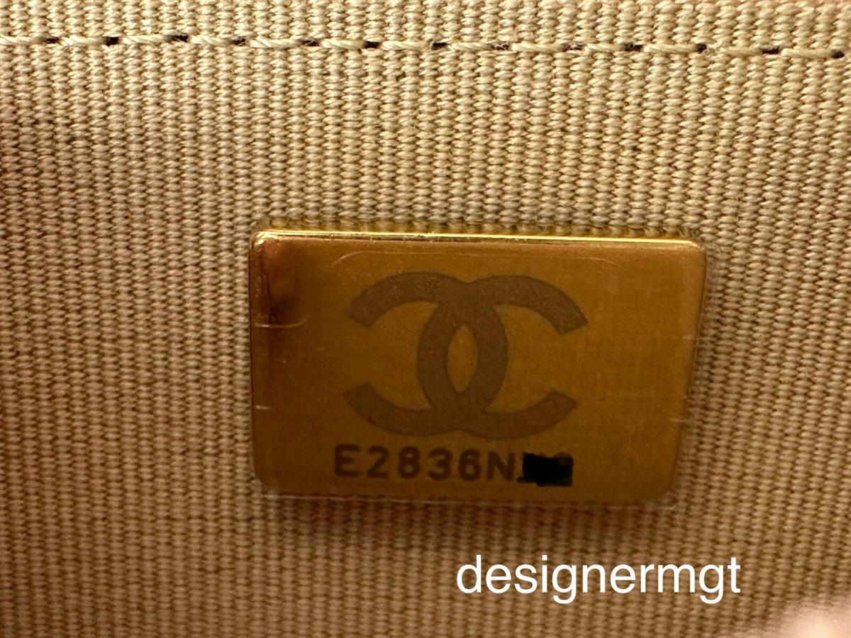 NIB 100%AUTH CHANEL 22C Beige Clair Lambskin Pearl Crush Wallet On