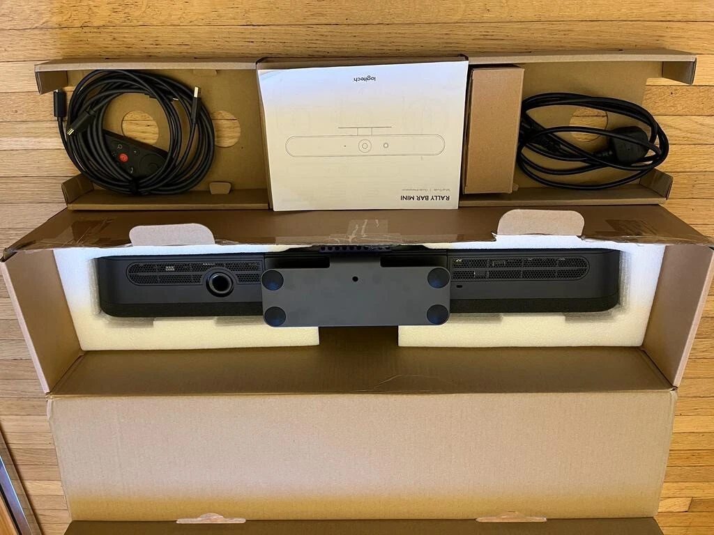 Logitech Rally Bar Mini 960 001339 VR0020 4K Video conference camera sound bar