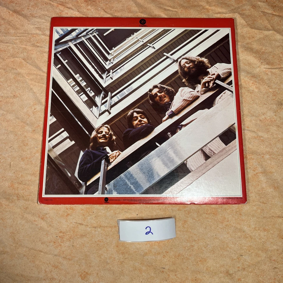 The Beatles 1962-1966 Vinyl Record Red NM- Condition Foto 3 de 4