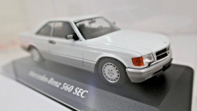 Maxichamps 1:43 - Mercedes-Benz 560 SEC (C 126) - weiß - 940035120 - (48)