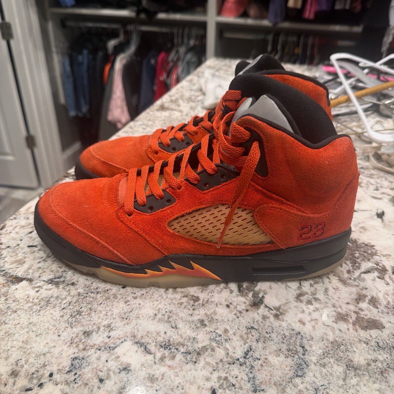 Size 10.5m/ 12w- Air Jordan 5 Retro Dunk on Mars W