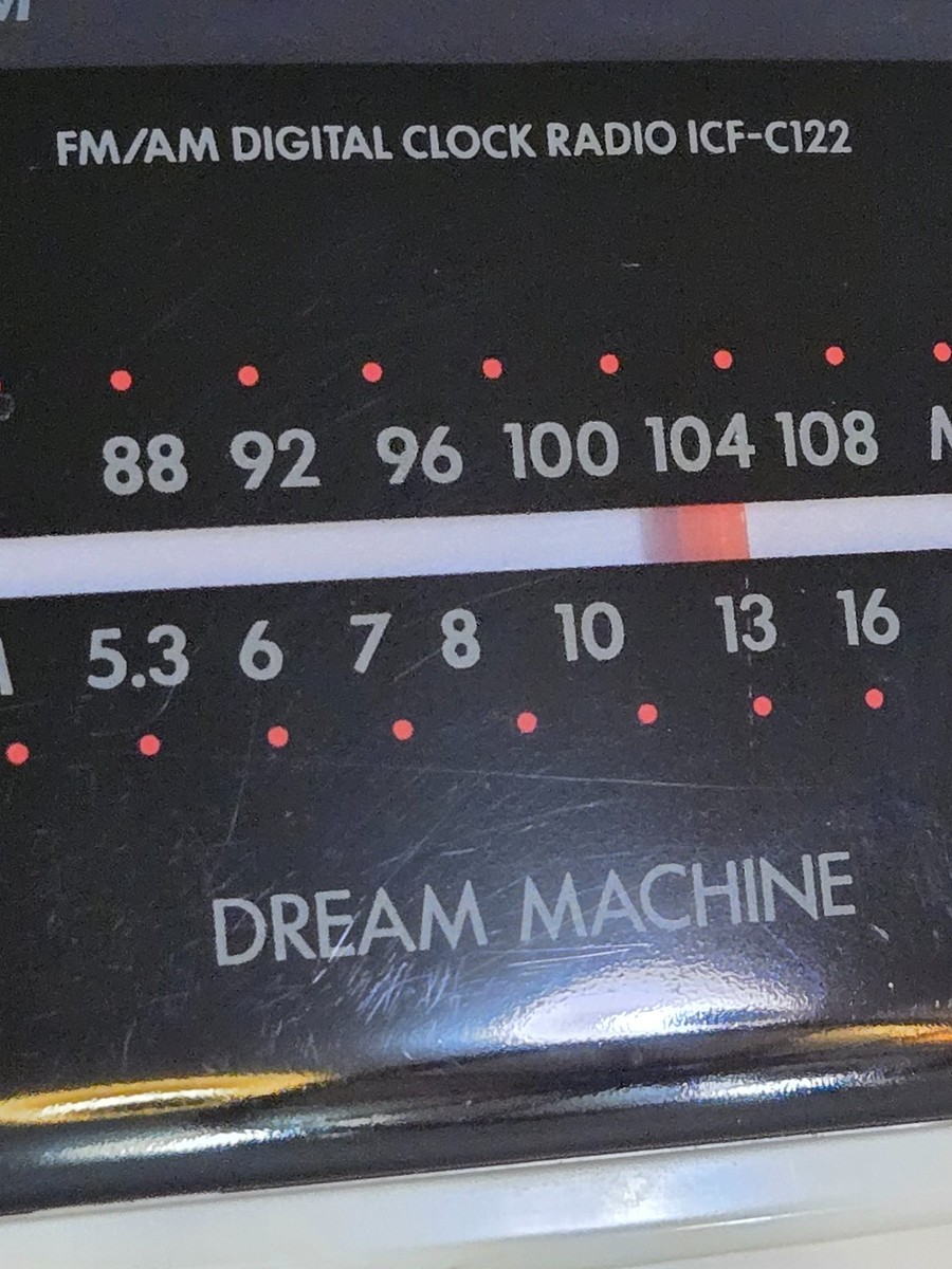 Vintage Sony Dream Machine ICF-C122 AM/FM Alarm Clock Radio Cube