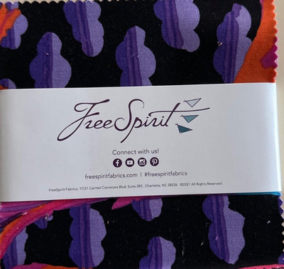 KAFFE FASSETT - FEB.2021 - HOT - CHARM PACK 5X5 42PC FOR FREE SPIRIT