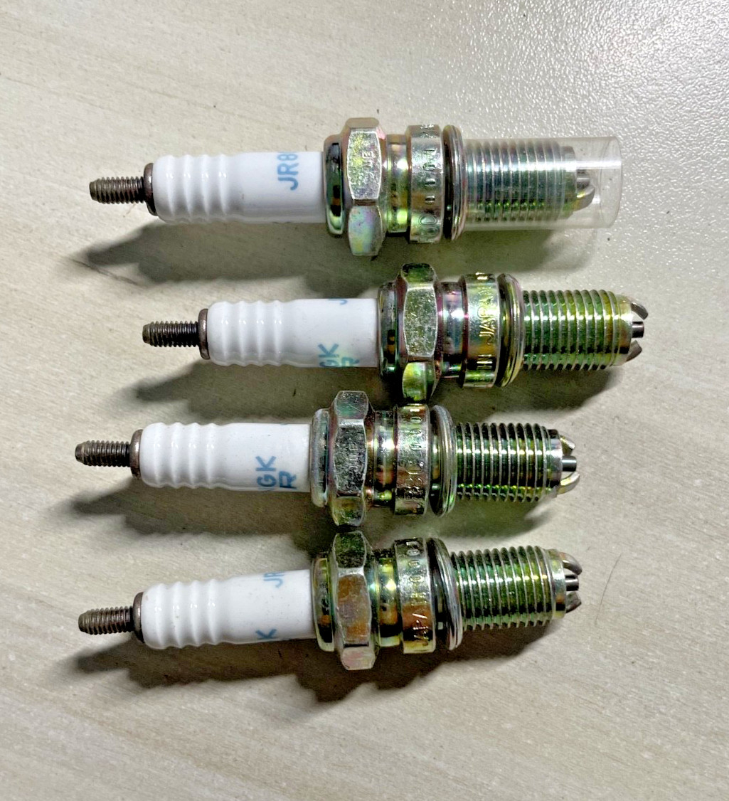 4 pc NGK 5139 JR8C Standard Spark Plugs for 09482-00401
