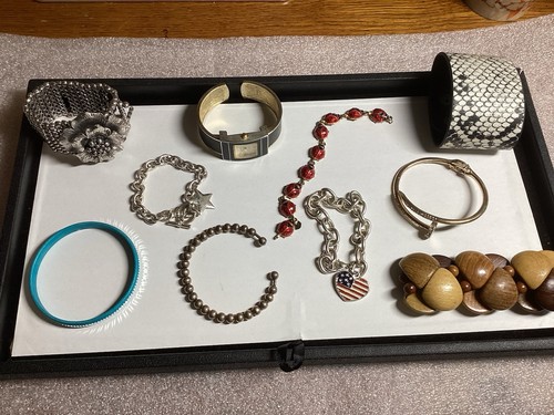 2 Pfund + Konvolut Schmuck Vintage bis jetzt Trödel Kunst Handwerk & Gebrauchsspuren 65 Teile Vintage Kostenloser Versand - Bild 4 von 6