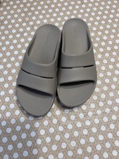 OOFOS OOahh Slide Women’s Recovery Sandals Beige Size Men 6 Women 8