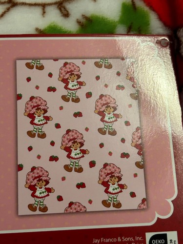 Strawberry Shortcake Preschool Throw Blanket 40x50 - Picture 2 of 4